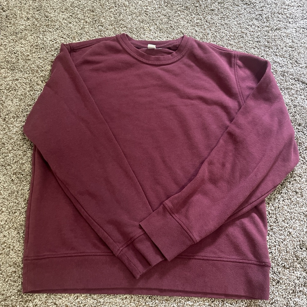 Amazon Essentials Red Crewneck